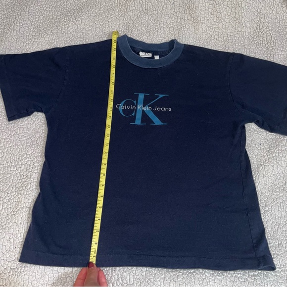 Calvin Klein Tee - Picture 8 of 8
